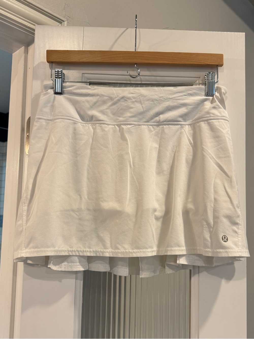 Lululemon White Athletic Skirt Size 6